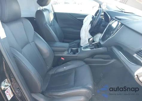 2020 Subaru Outback Limited Xt z USA, uszkodzony, nr VIN 4S4BTGND9L3199634